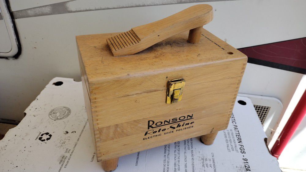 Ronson Shoeshine Box
