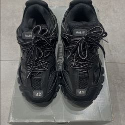 Balenciaga all Black