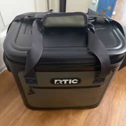 RTIC 30 Can Soft-Cooler