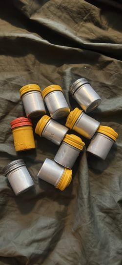 Lot of 10 Vintage 35mm Film Canisters