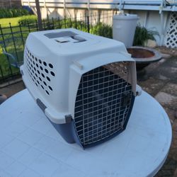 Petmate  Carry Cage