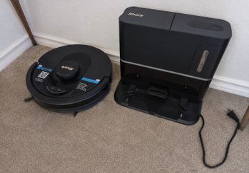 Shark AI Self-Empty Robot Vacuum with Laser Navigation + Extra Accessories