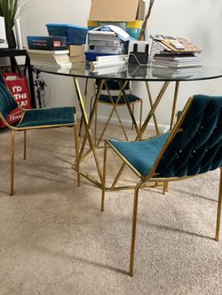 Kitchen Table & 4 Chairs