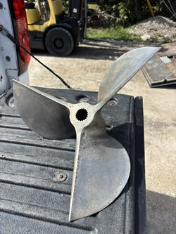 STAINLESS STEEL PROPELLERS