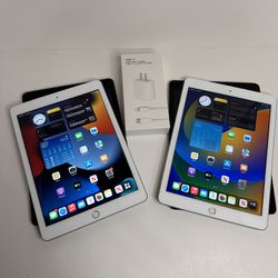 Wifi Apple iPad 6th 32GB Silver Touchscreen Tablet