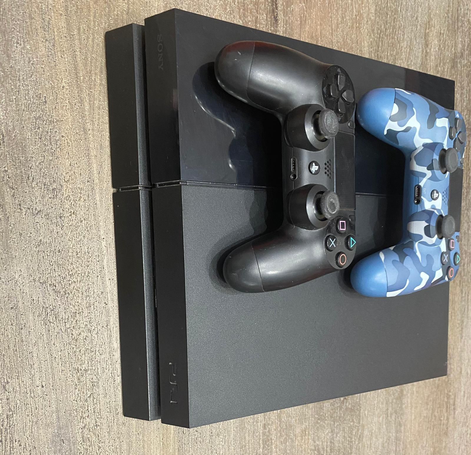 Used PS4 500GB 2 Controllers, 4 Games *can Negotiate Price*