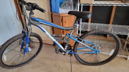 Mountain Rudge Avigo Bicycle-  like new