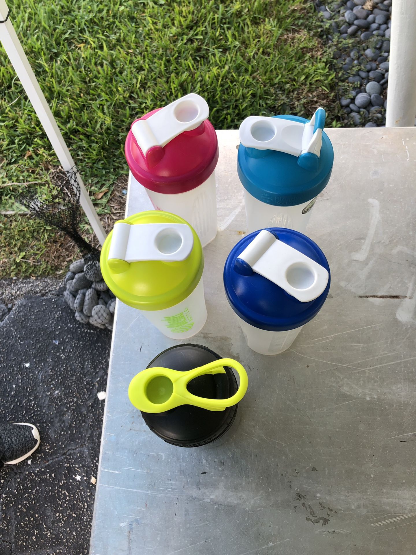 5 blender bottles