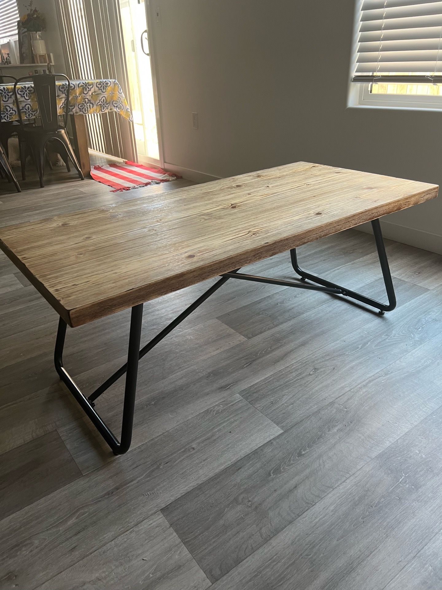 Coffee table with two end tables