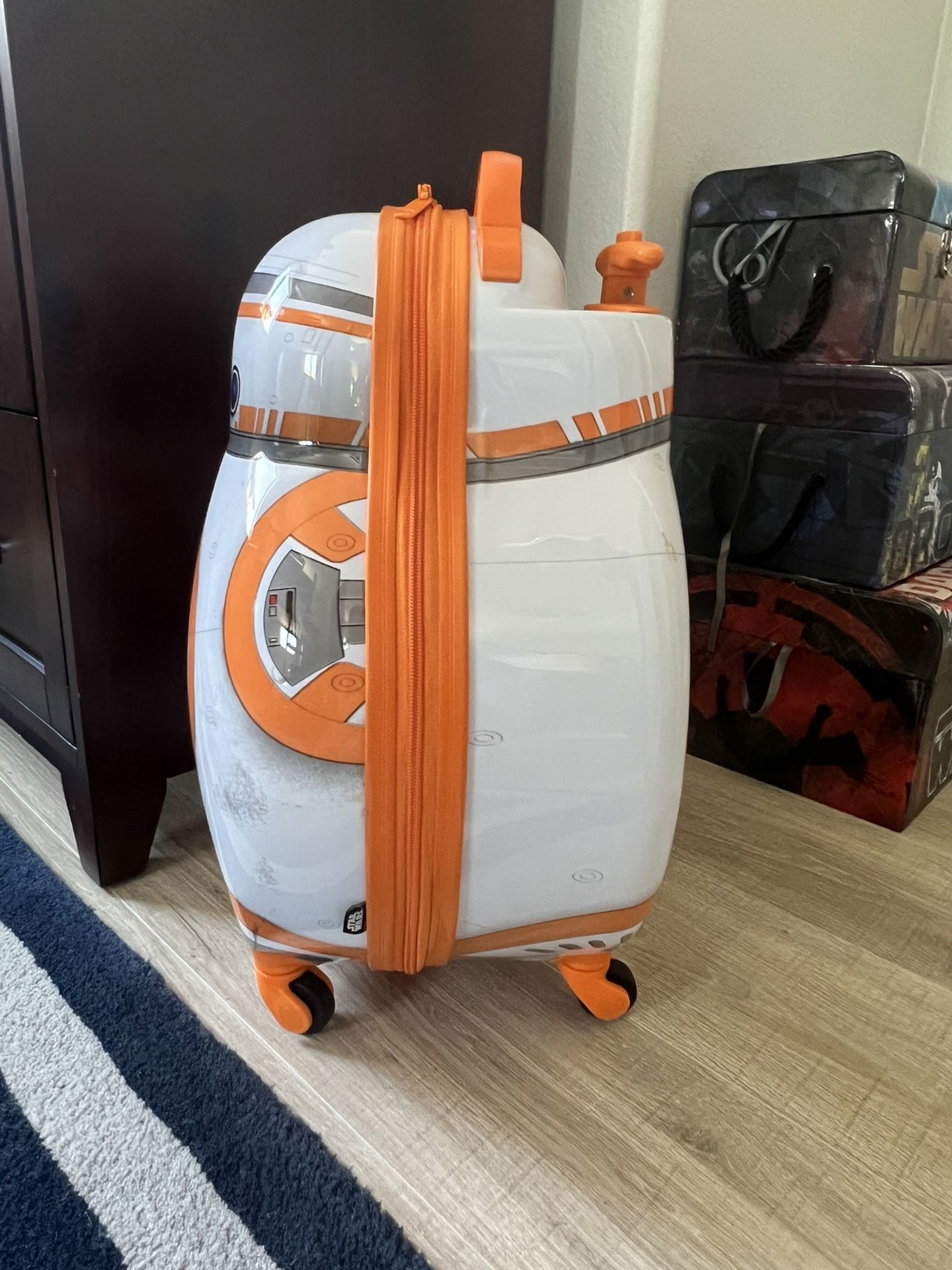 Disney Store Star Wars BB Hard Shell Rolling Luggage Case/Carry - Main Image