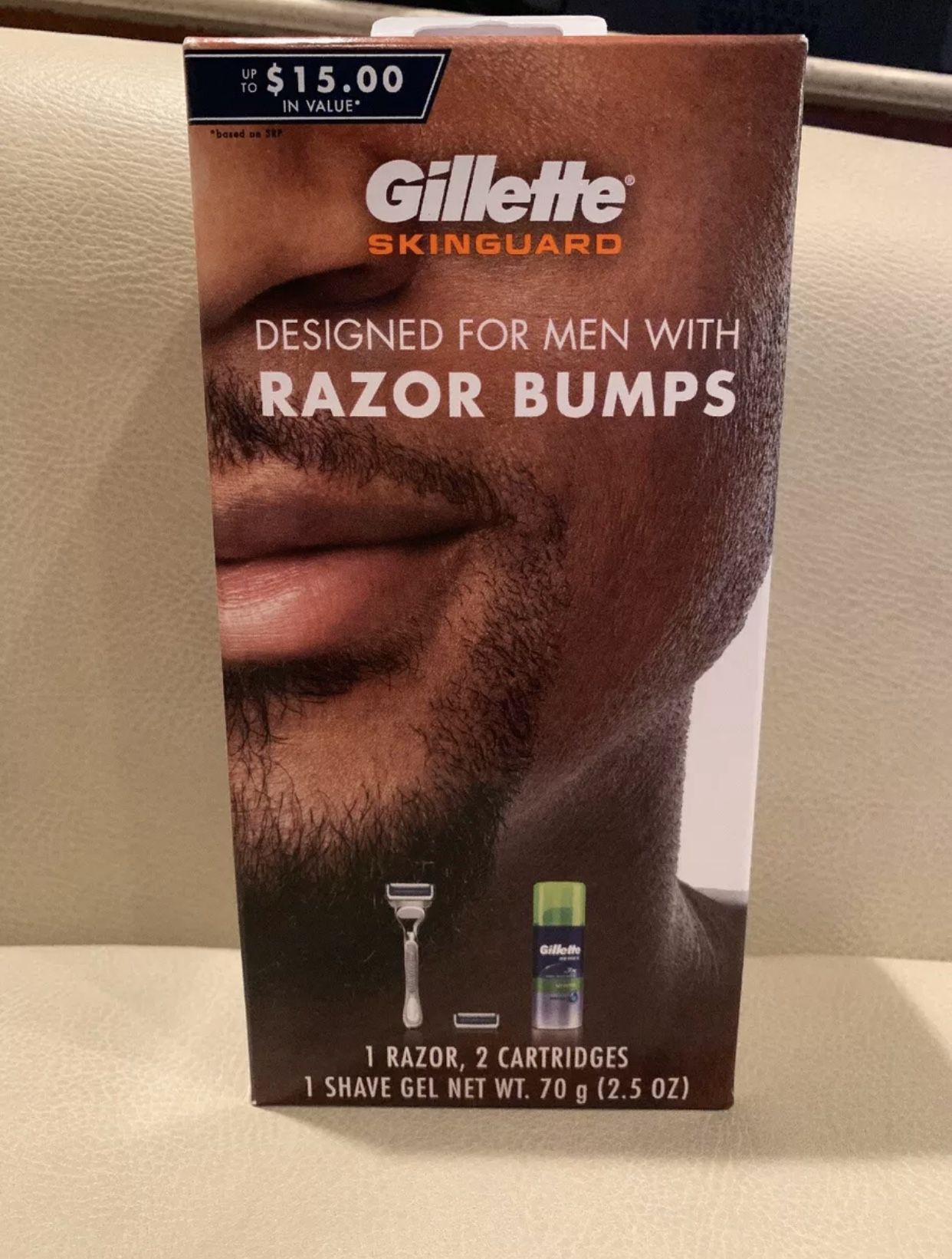 Gillette Skinguard Bundle box 1 Razor 2 Cartridges 1 Shave Gel NEW