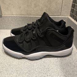 Air Jordan 11 Low “Space Jam” – Size 10