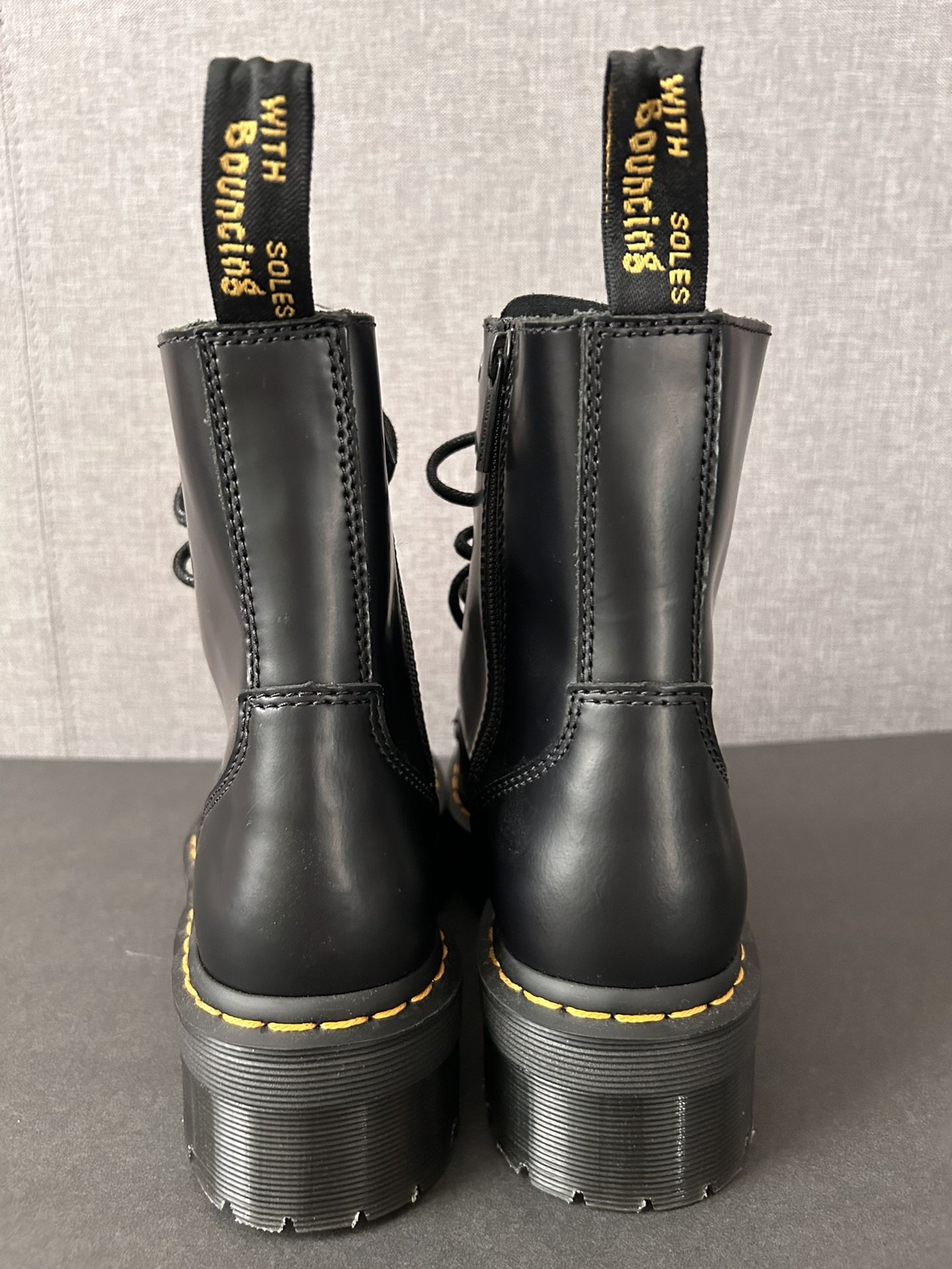 Vinted doc 2025 martens