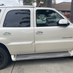 2005 Cadillac Escalade