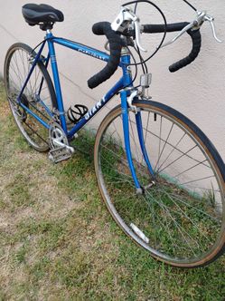 Giant road bike
