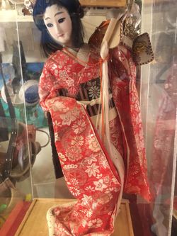 Vintage Japanese Geisha dolls