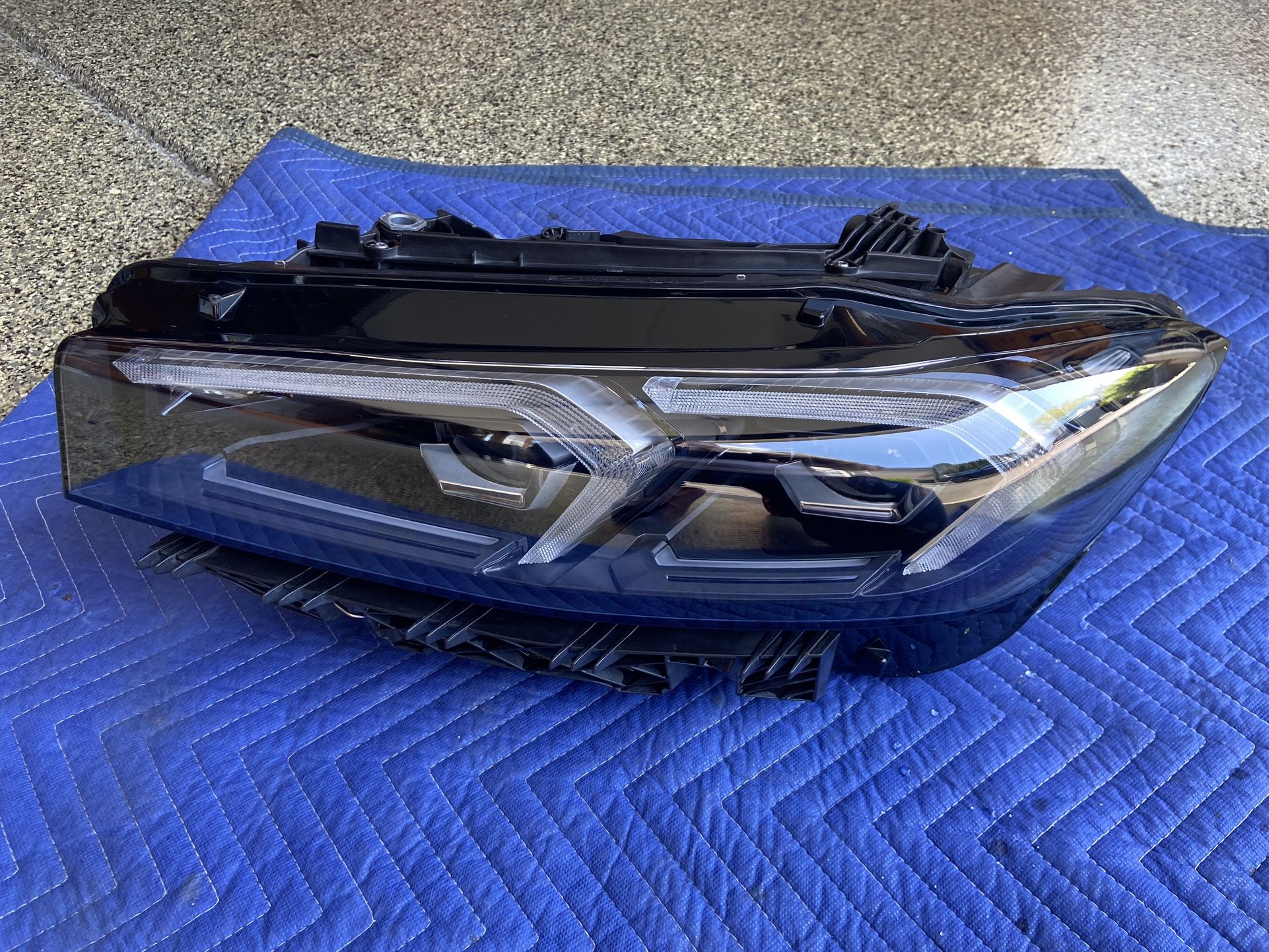 2023 Bmw Headlight Led