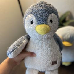 Minidaiso Penguin Stuffed Animals Still Just Like New 