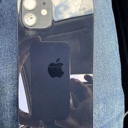 Unlocked IPhone 12