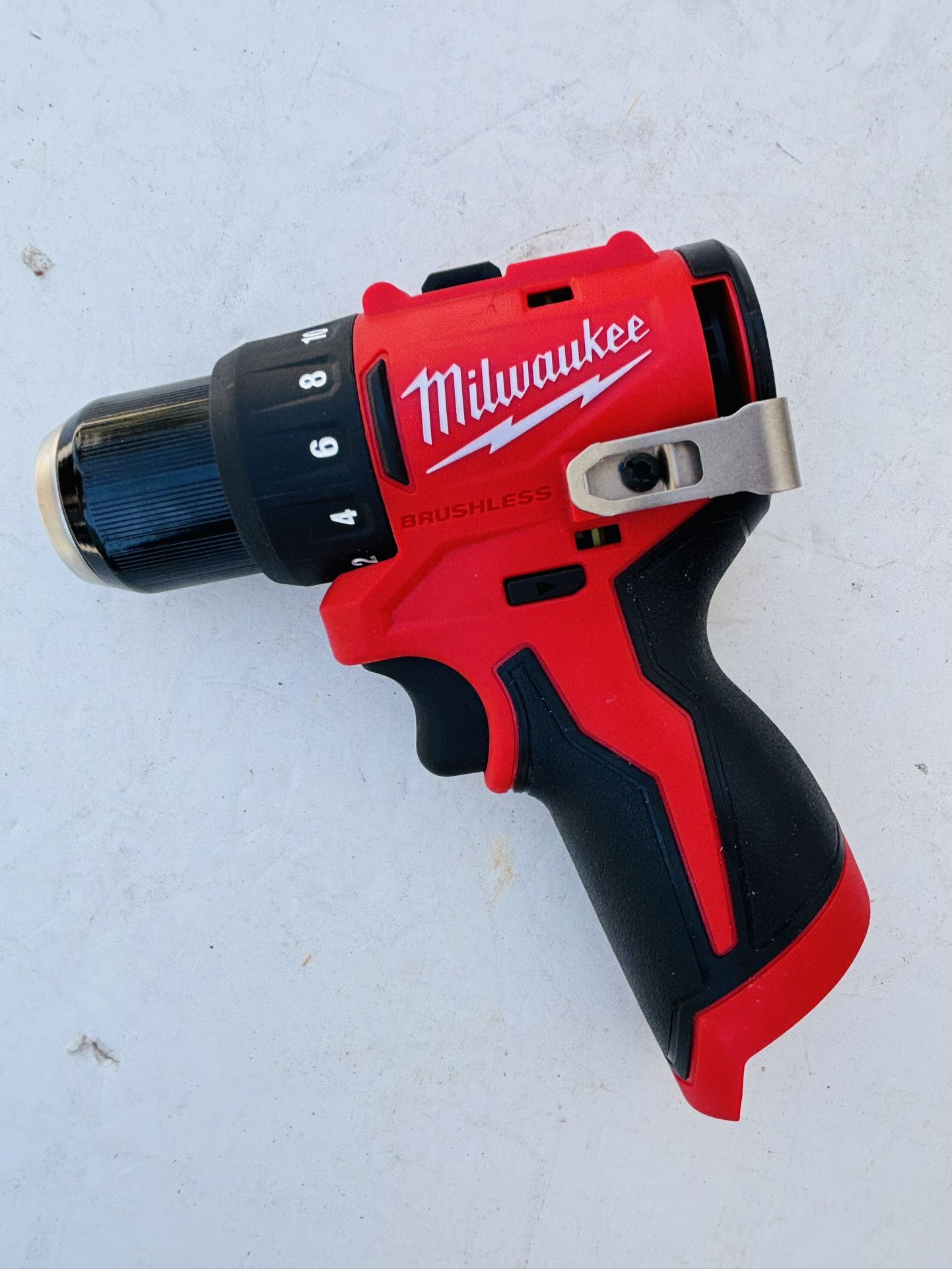 Milwaukee 12V Subcompact Brushless 3/8 in. Drill Driver (TOOL ONLY/SOLO LA HERRAMIENTA)