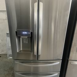4 Door Lg Refrigerator / Refrigerador 
