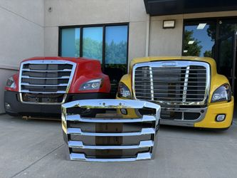 2018+ Freightliner Cascadia Grill (chrome)