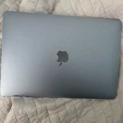 2019 MacBook Air 16gb Retina Display