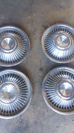 14inch Pontiac hub caps