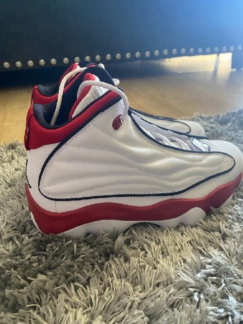 Jordans Pro Strong White Gym Red Size 6 