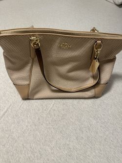 Light tan Coach Bag Like New