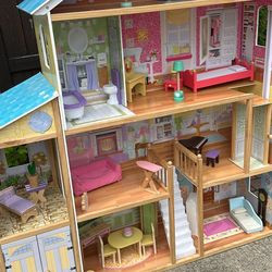 Doll Play House Barbe 