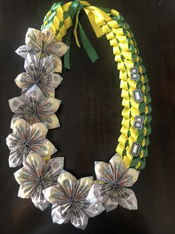 Graduation leis