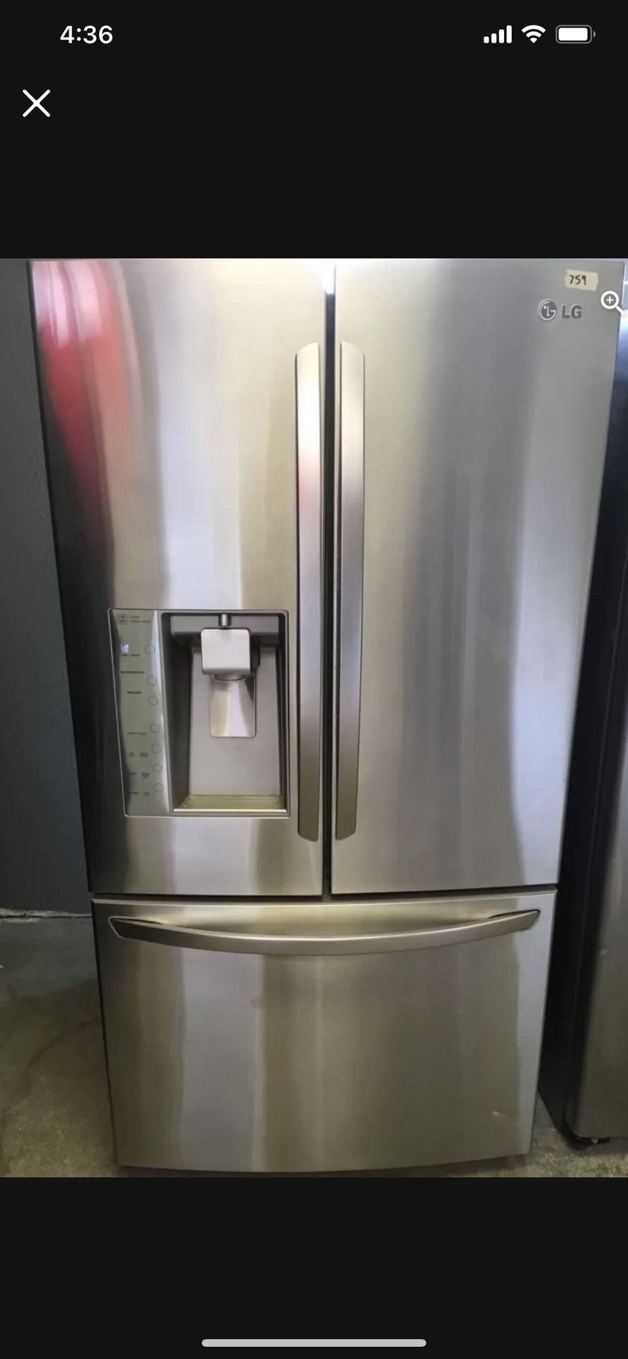 Must Sell !! LG Refrigerator!!!! Great Price !!!