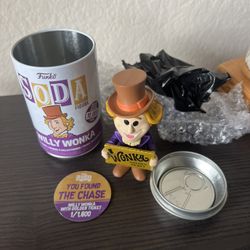 CHASE LIMITED EDITION Willy Wonka Golden Ticket Funko Soda Chocolate Movies LE