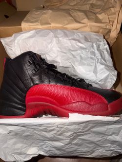 Jordan 12 “Flu games” size 10.5 (only tried on)