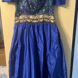 New Vintage Richilene Heavily Embroidered Beaded Blue Silk Chiffon Evening Dress