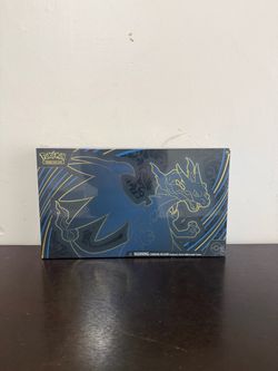 Pokemon mega charizard X ex ultra premium collection