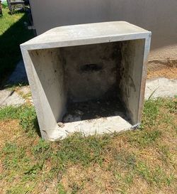 Concrete washings sink x 2