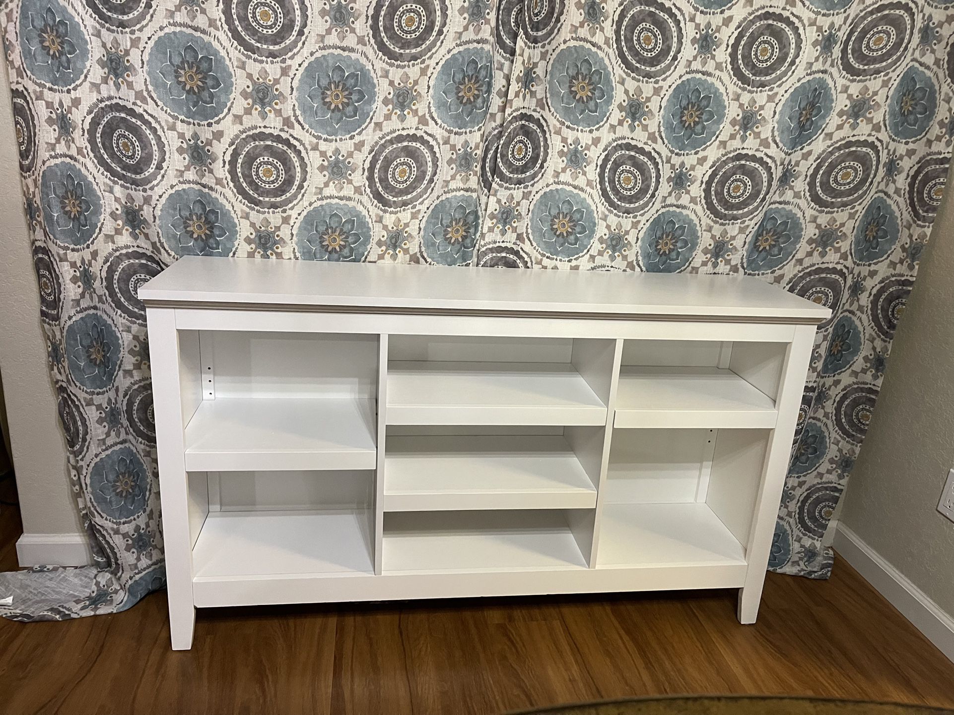 New White bookcase 