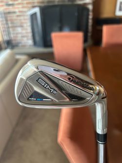 Sim 2 Max Iron set (AW,PW, 5-9)