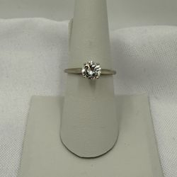 1.25Ct Round Diamond Wedding engagement Ring