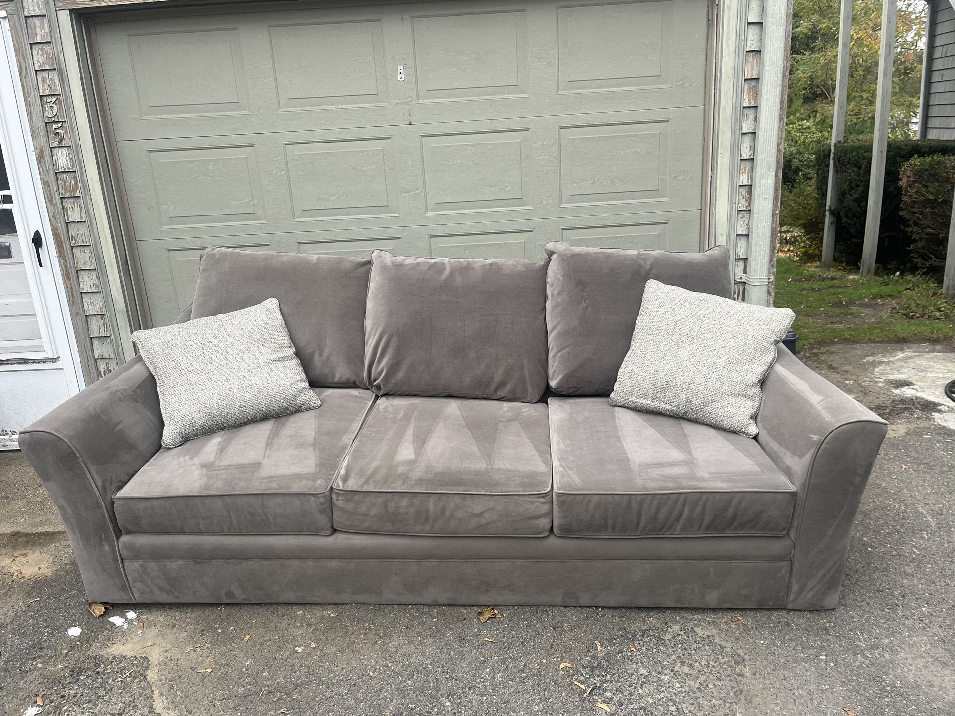 Comfortable Bernie & Phyls Sofa