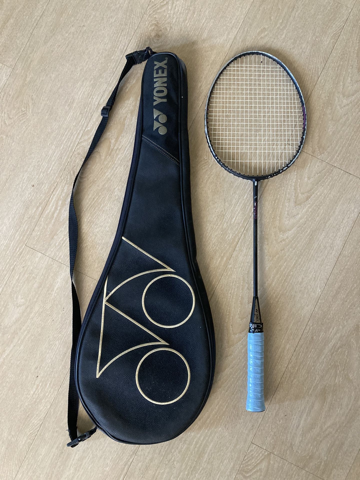 Yonex