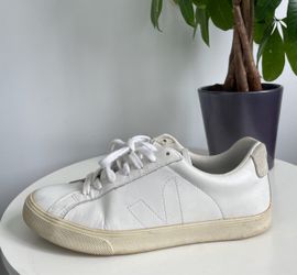 Women Size 7 Veja Esplar Extra White Shoes