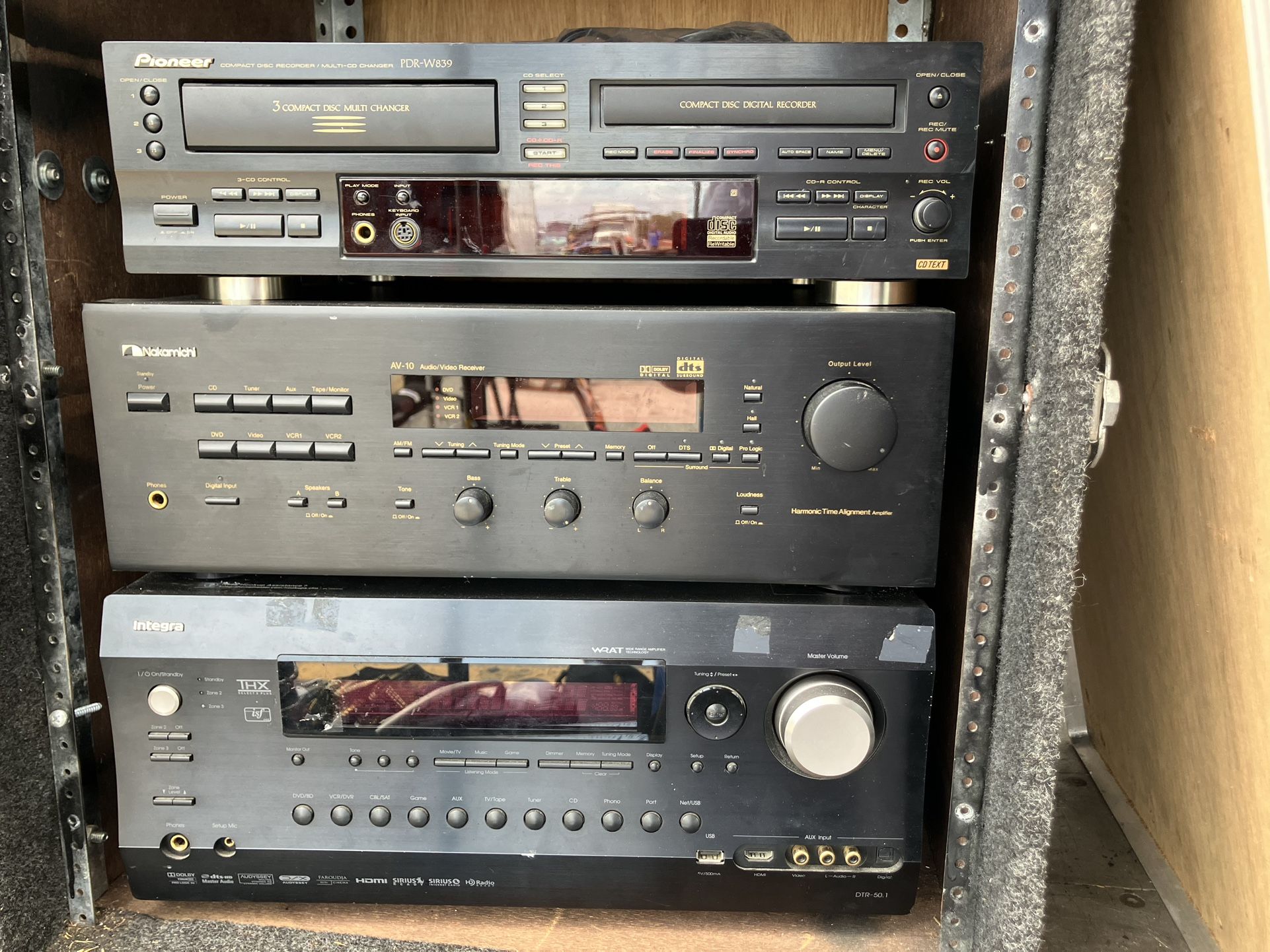 PIONEER PDR-W839 Compact CD Disc Digital Recorder & NAKAMICHI AV-10 Audio/Video Receiver