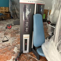 FreeMotion Genesis F500 Seated Or Standing Chest & Shoulder Combo Exercise System- Commercial Gym Equipment- Cybex, Nautilus, Flex, Life Fitness 