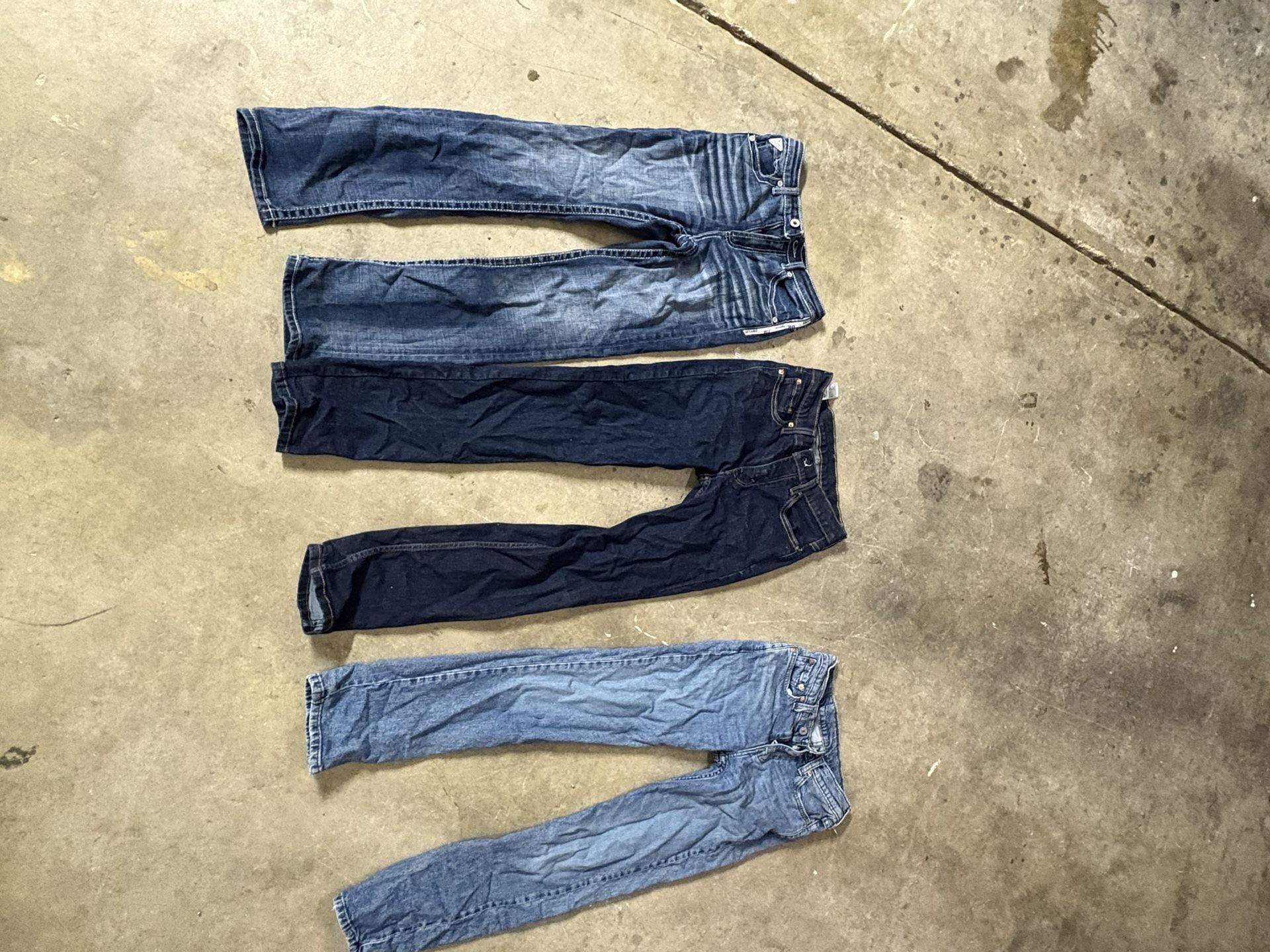 Kids pants 27x30 Levi and size 16