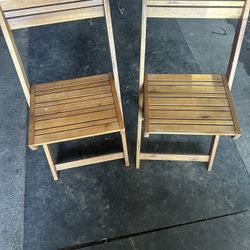 Folding chairs made in Vietnam, made in 2019.