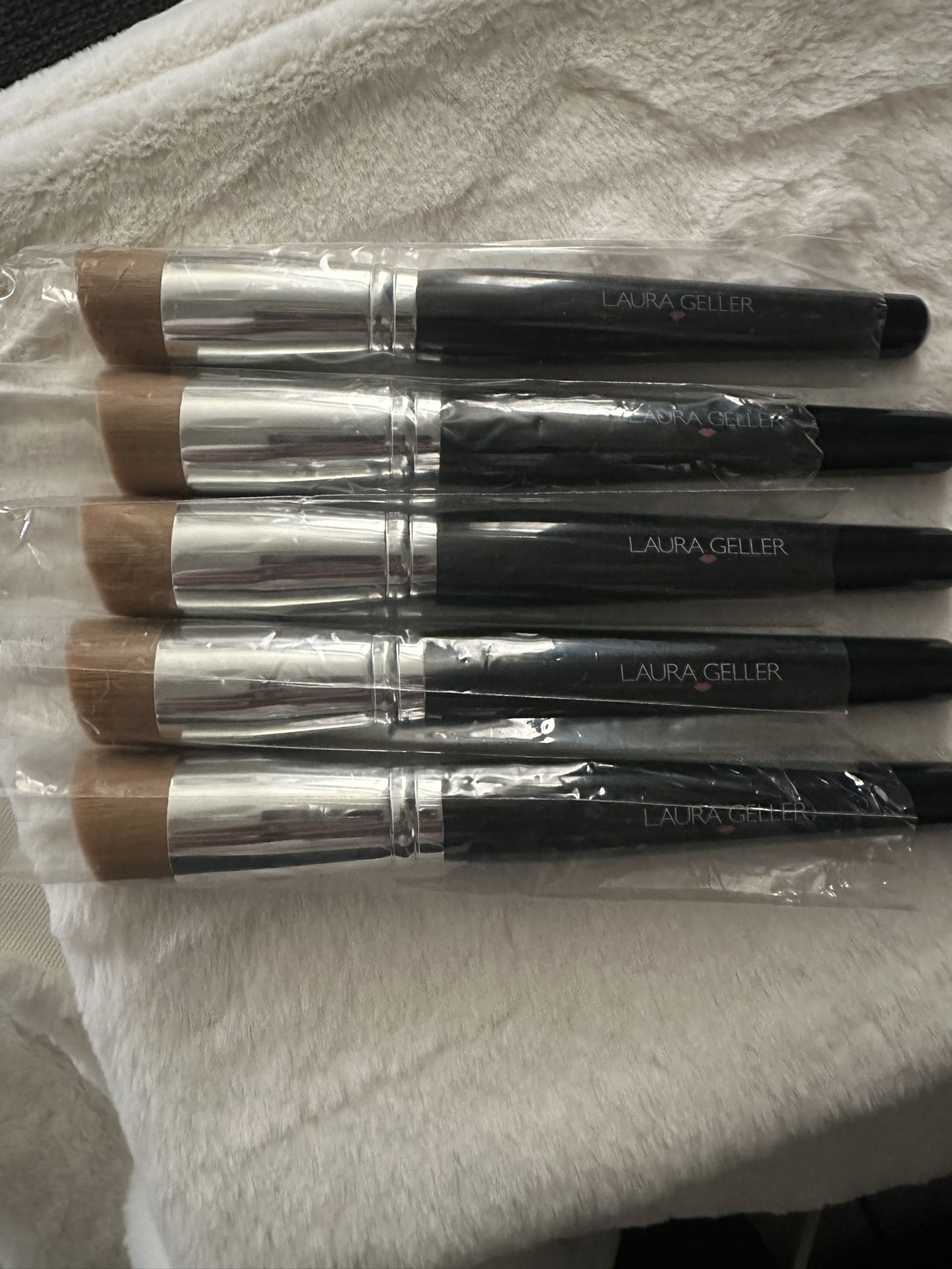 Laura Geller Makeup Brush