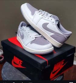 Jordan og 1 low "Atmosphere Grey" size 8.5M